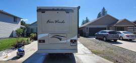 2017 Thor Motor Coach Four Winds 24HL, $ 112,000