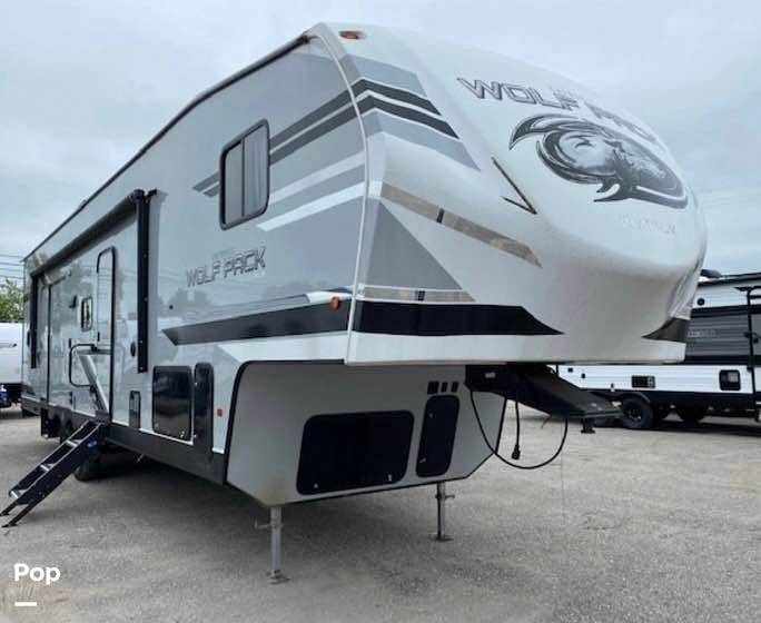 2020 Cherokee Arctic Wolf 315PACK12, $ 41,800