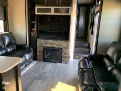 2017 Dutchmen Voltage 3970 Epic Series, $ 72,500