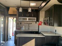 2017 Dutchmen Voltage 3970 Epic Series, $ 72,500
