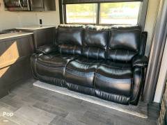2017 Dutchmen Voltage 3970 Epic Series, $ 72,500