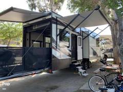 2017 Dutchmen Voltage 3970 Epic Series, $ 72,500