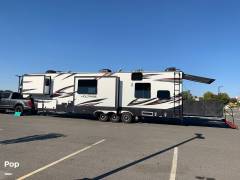 2017 Dutchmen Voltage 3970 Epic Series, $ 72,500