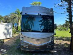 2022 Fleetwood Discovery LXE 40G, $ 209,000