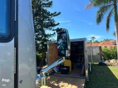 2022 Fleetwood Discovery LXE 40G, $ 209,000