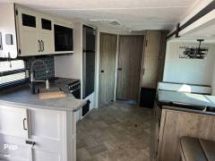 2022 Palomino Puma 32BHQS, $ 34,900