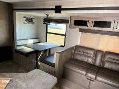 2022 Palomino Puma 32BHQS, $ 34,900