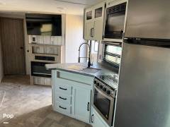 2022 Palomino Puma 32BHQS, $ 34,900