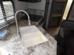 2015 Forest River Surveyor 245BHS, $ 14,900