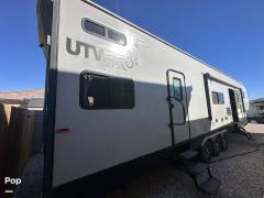 2016 Eclipse Attitude 33G2S, $ 45,000