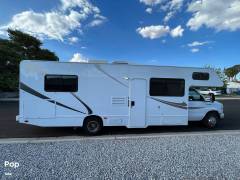 2018 Thor Motor Coach Majestic 28A, $ 33,000