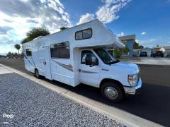 2018 Thor Motor Coach Majestic 28A, $ 33,000