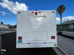 2018 Thor Motor Coach Majestic 28A, $ 33,000