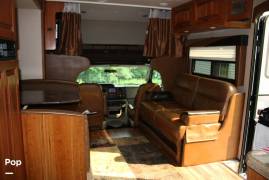2015 Jayco Greyhawk 31DS, $ 54,995