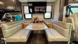 2018 Thor Motor Coach A.C.E. 32.1, $ 57,000
