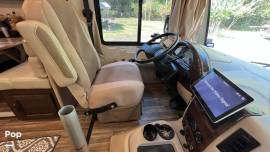 2018 Thor Motor Coach A.C.E. 32.1, $ 57,000
