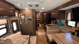 2018 Thor Motor Coach A.C.E. 32.1, $ 57,000