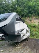2018 Highland Ridge Open Range 3X427BHS, $ 51,500