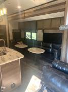 2018 Highland Ridge Open Range 3X427BHS, $ 51,500