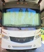 2015 Georgetown 329DS, $ 59,000