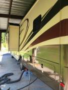 2015 Georgetown 329DS, $ 59,000