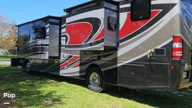 2022 Thor Motor Coach Palazzo 37.5, $ 174,900