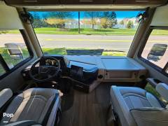 2022 Thor Motor Coach Palazzo 37.5, $ 174,900
