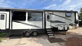 2021 Keystone Montana High Country 335BH, $ 59,000