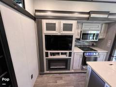 2021 Keystone Montana High Country 335BH, $ 59,000