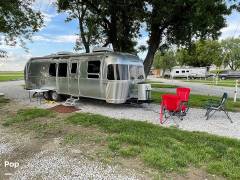 2019 Airstream Flying Cloud 30FB Bunk, $ 94,000