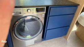 2019 Airstream Flying Cloud 30FB Bunk, $ 94,000