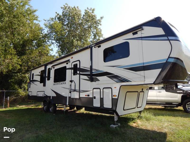 2021 Keystone Montana 3761FL, $ 65,900