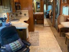2007 Monaco Dynasty 43 King III, $ 102,500
