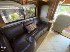 2007 Monaco Dynasty 43 King III, $ 102,500