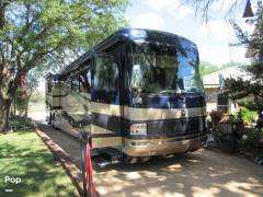 2007 Monaco Dynasty 43 King III, $ 102,500