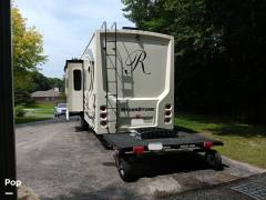 2021 Forest River Riverstone 39RKFB, $ 74,000