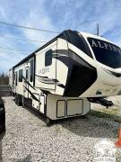 2019 Keystone Alpine 3800FK, $ 49,000