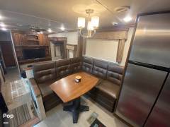 2019 Keystone Alpine 3800FK, $ 49,000