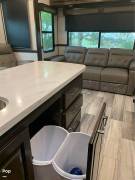 2021 Dutchmen Yukon 320RL, $ 39,995