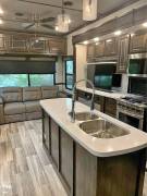 2021 Dutchmen Yukon 320RL, $ 39,995