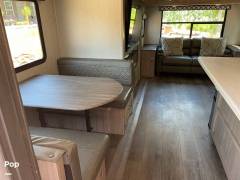 2020 Coachmen Freedom Express 324RLDSLE, $ 40,900