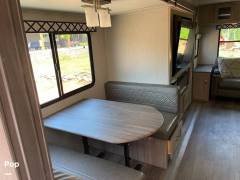2020 Coachmen Freedom Express 324RLDSLE, $ 40,900