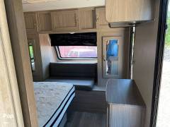 2020 Coachmen Freedom Express 324RLDSLE, $ 40,900