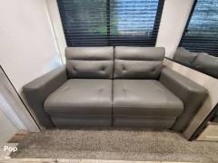 2021 KZ Connect C271BHKSE, $ 25,500