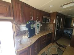 2016 Coachmen Mirada Select 37LS, $ 89,900