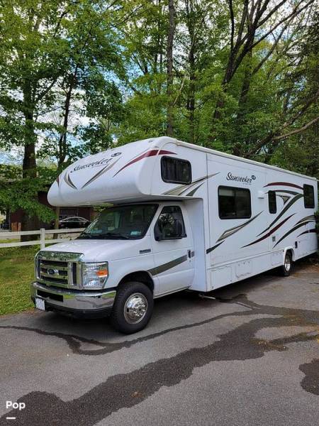 2017 Forest River Sunseeker 3250DSLE, $ 47,000