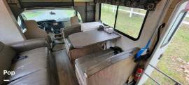 2017 Forest River Sunseeker 3250DSLE, $ 47,000