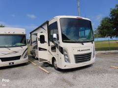2022 Thor Motor Coach Hurricane 29M, $ 100,000
