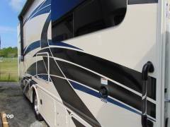 2022 Thor Motor Coach Hurricane 29M, $ 100,000
