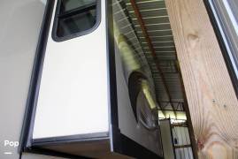 2020 Forest River Sandpiper 33RLIK, $ 39,000